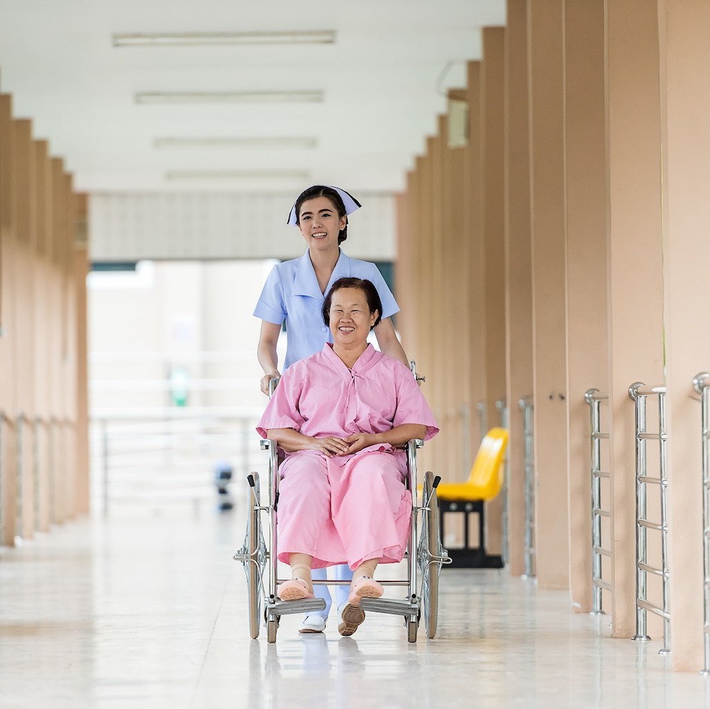 Increasing Patients’ Satisfaction in Hospitals | Care+Wear