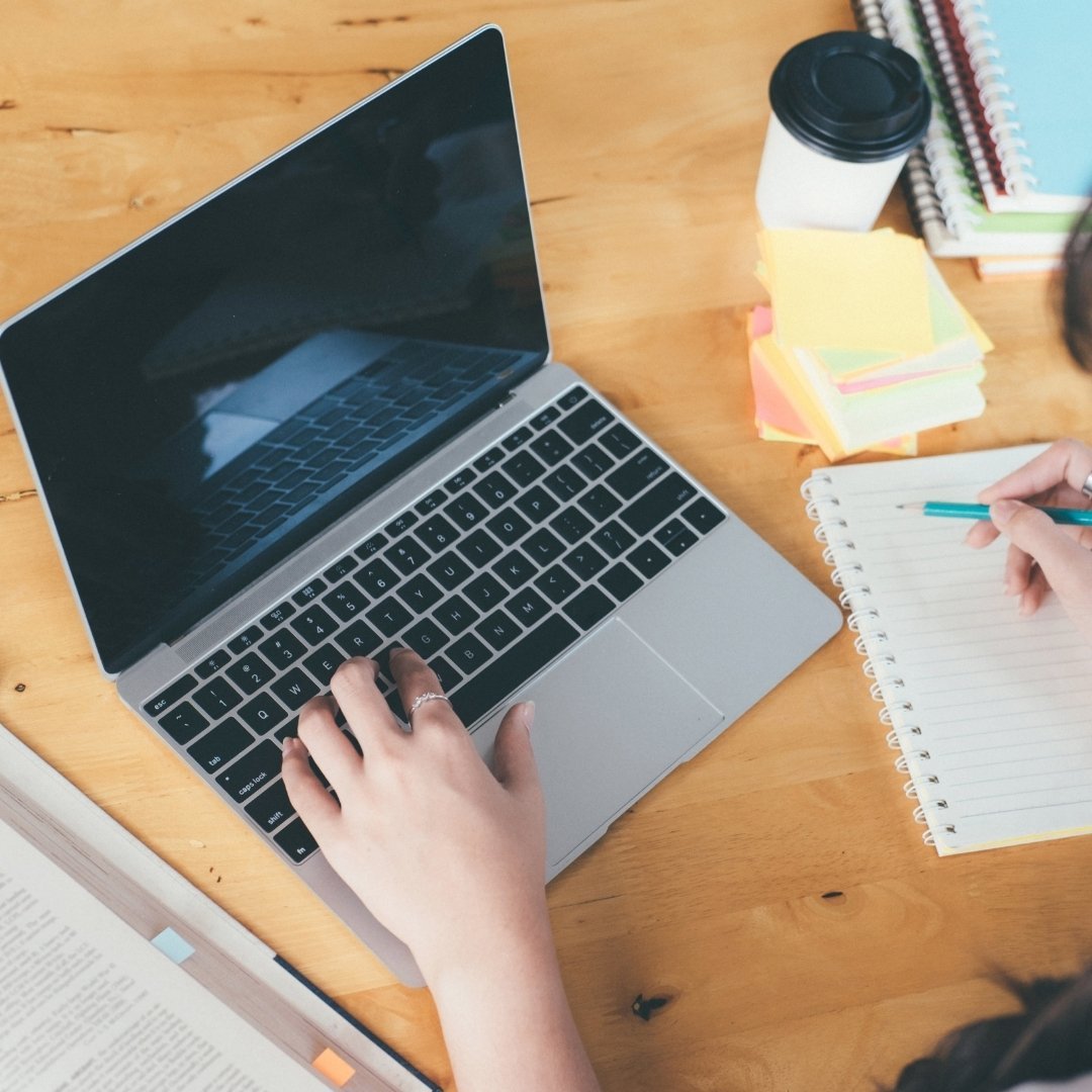 Guide To Navigating College With A Chronic Illness | Care+Wear